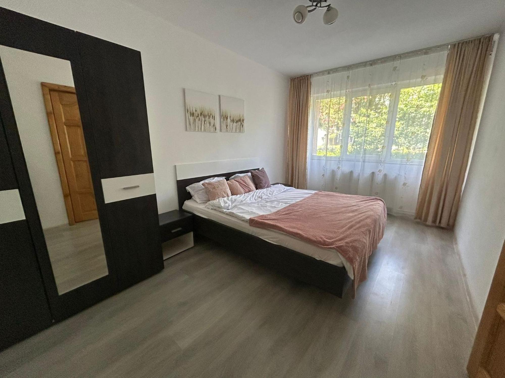 Aparthotel Brasov Neptun المظهر الخارجي الصورة